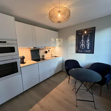 公寓 Avec Jacuzzi - Acces Piscine Partagee *