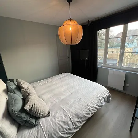 Avec Jacuzzi - Acces Piscine Partagee * 滨海克里耶勒