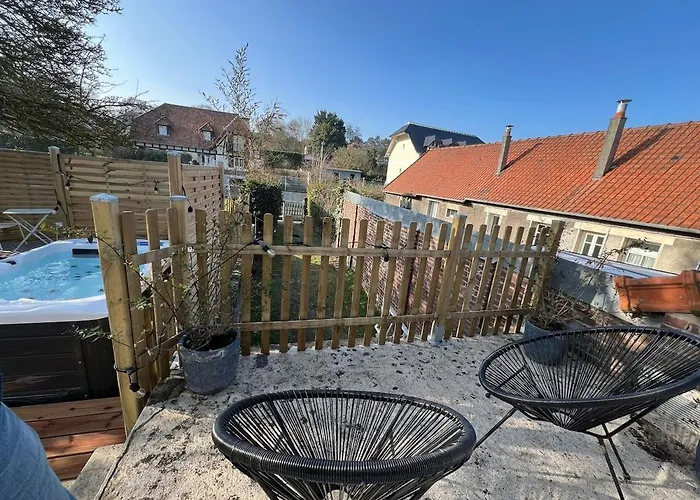 Apartment Avec Jacuzzi - Acces Piscine Partagee *